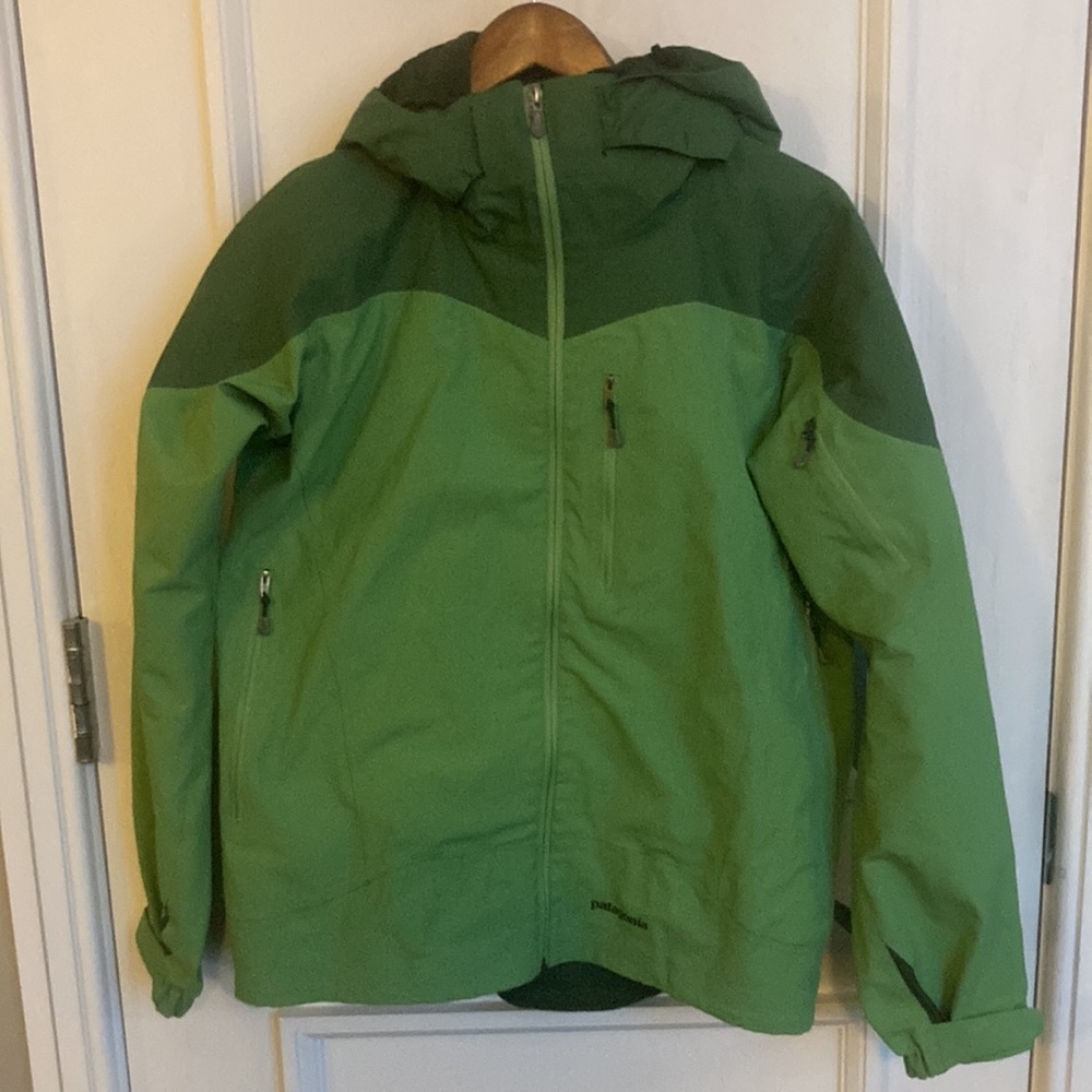 Woman’s Patagonia jacket